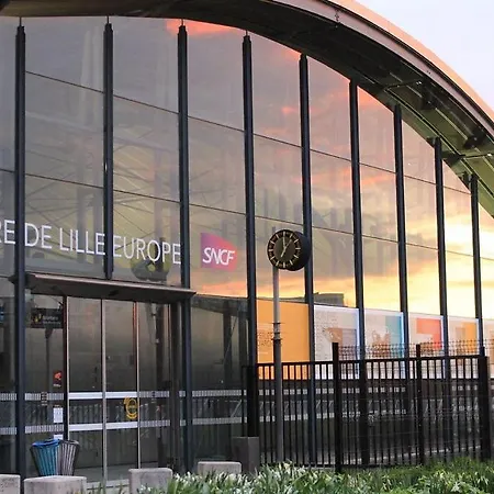 Charming Bright Flat In Vieux Lille. شقة ليل