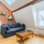 Apartman Charming Bright Flat In Vieux Lille. Lille