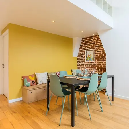 Charming Bright Flat In Vieux Lille. *