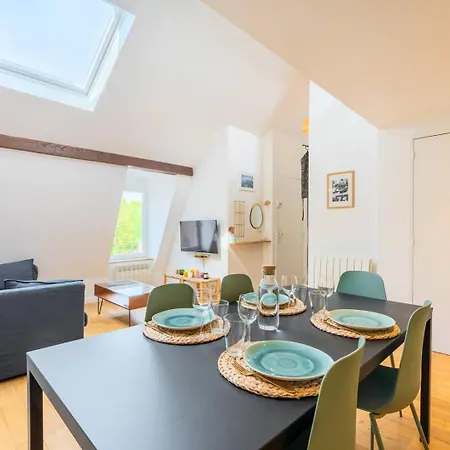 Charming Bright Flat In Vieux Lille. *