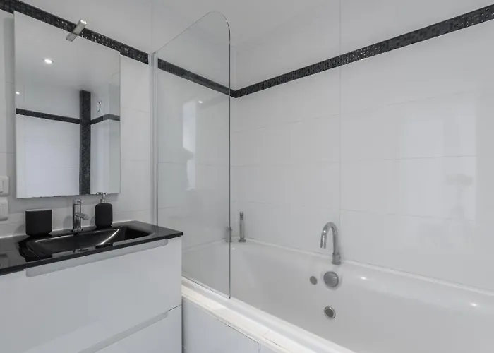 Appartement Charming Bright Flat In Vieux Lille.